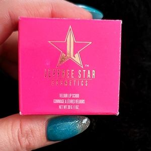Jeffree Star Velour Lip Scrub